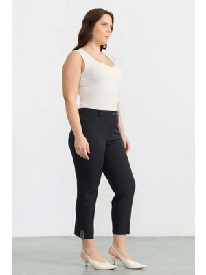 Selen Büyük Beden Paçası Taşlı Spor Cep Pantolon  /  Lacivert