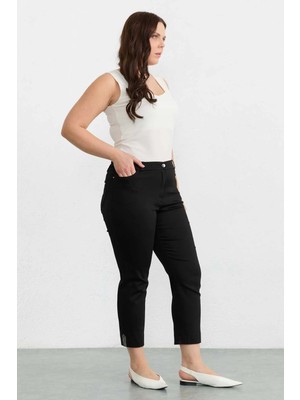 Selen Büyük Beden Paçası Taşlı Pamuk Pantolon  /  Siyah