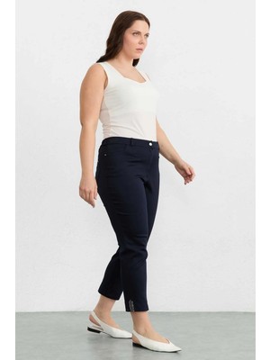 Selen Büyük Beden Paçası Taşlı Pamuk Pantolon  /  Lacivert