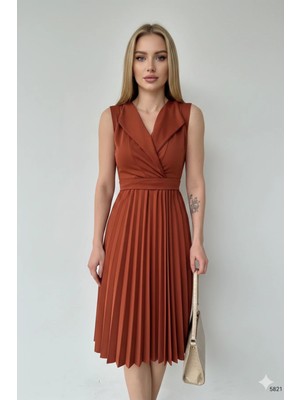 Droptan Kadın Pliseli ve Kuşaklı Sıfır Kol Yakalı Kuşaklı Elbise