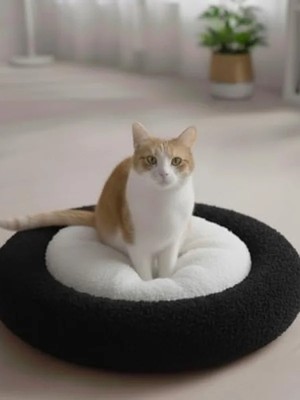 Ulu Pazarlama Yumuşak Peluş Kedi ve Köpek Yatağı - 50X50 cm (Siyah)