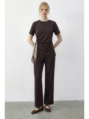 Shade Kadın Fularlı Bağlama Detaylı T-Shirt Yüksek Bel Pantolon Alt-Üst Takım