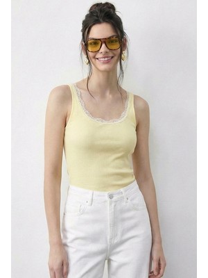 Shade Kadın Pamuklu Slim Fit U Yaka Dantelli Atlet