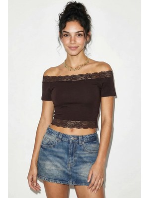 Shade Kadın Madonna Yaka Dantel Detaylı Soft Touch Crop Bluz