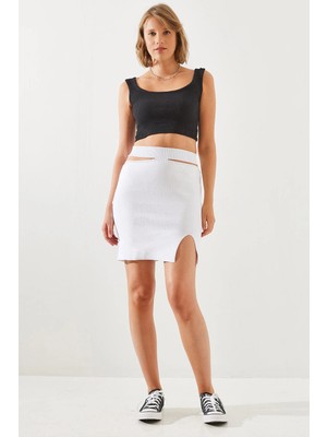 Shade Kadın Bel Detaylı Yırtmaçlı Etek