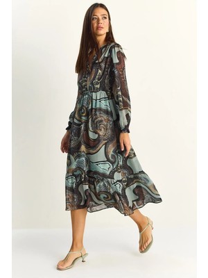 Shade Kadın Beli Lastikli V Yaka Düğme Detaylı Astarlı Desenli Şifon Elbise