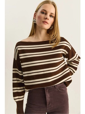 Shade Kadın Kayık Yaka Çizgili Triko Kazak