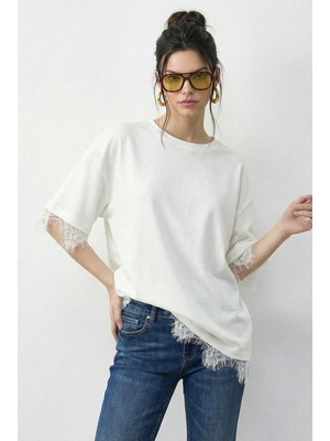 Shade Kadın Dantel Detaylı Bisiklet Yaka Oversize T-Shirt