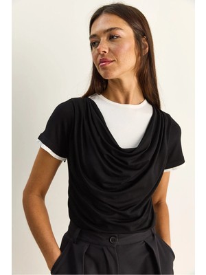 Shade Kadın Çift Kat Görünümlü Degaje Yaka Kısa Kol T-Shirt