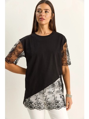 Shade Kadın Bisiklet Yaka Dantel Garnili Asimetrik Kesim Relaxed Fit T-Shirt