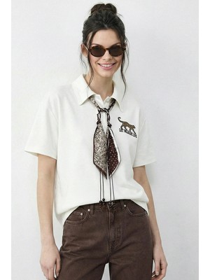 Shade Kadın Tiger Nakışkı Fular Detaylı Polo Yaka T-Shirt