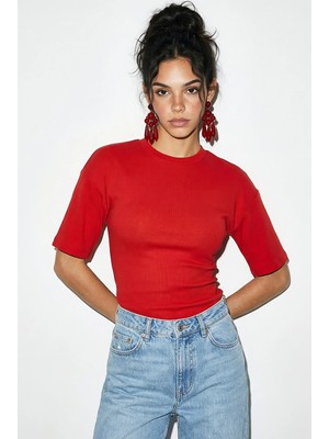 Shade Kadın Beli Büzgülü Bisiklet Yaka T-Shirt