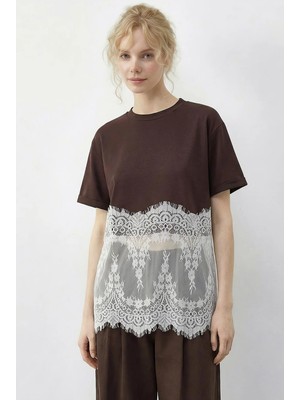 Shade Kadın Bisiklet Yaka Dantel Detaylı Rahat Kalıp T-Shirt