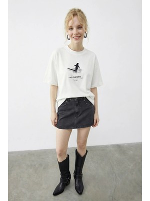 Shade Kadın But Why? Penguen Baskılı Oversize Pamuklu T-Shirt