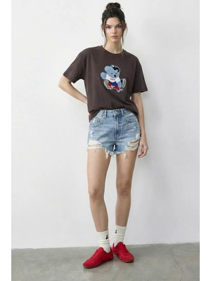 Shade Kadın Teddy Nakışlı Işlemeli Bisiklet Yaka Basic T-Shirt