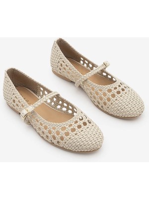 Marjin Kadın El Örgüsü Bantlı Günlük Babet Olisa Bej