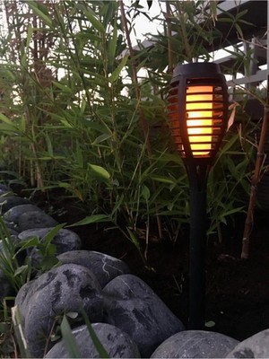 Esplendor Solar Alev Efektli Bahçe Lambası