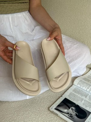 Erva'nın Butiği Bej Cilt (Oliva) Kadın Terlik