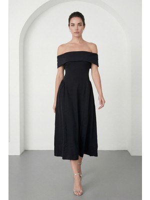 Lafaba Kadın Siyah Kayık Yaka Midi Davet Elbisesi
