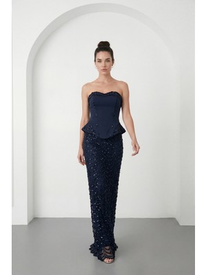 Lafaba Kadın Lacivert Dar Kalıp Straplez Yaka Payetli Uzun Abiye Elbise