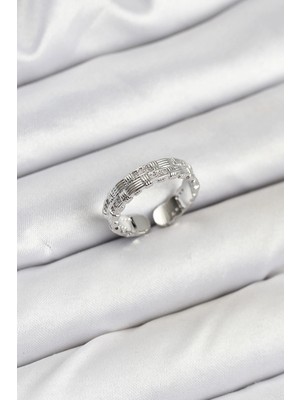 Esplendor Pirinç Gümüş Renk Zirkon Taşlı Sırım Kadın Yüzük