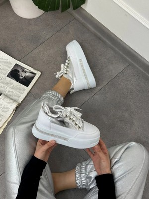 Erva'nın Butiği Gümüş Beyaz (Miles) Taş Detay Yüksek Taban Bağcıklı Sneakers