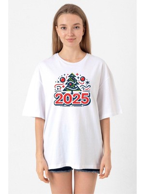 Happy New Year 2025 Essential Beyaz Kadın Oversize Tshirt