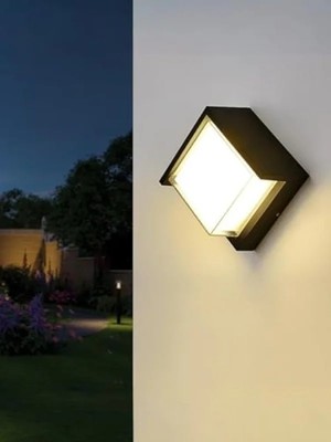 Ulu Pazarlama Şık LED Duvar Aplik, 15W, 1500 Lümen, 3200K, Gün Işığı, IP44, Siyah