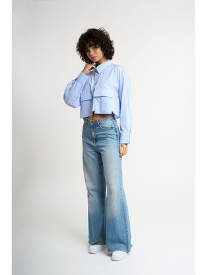 HANIQA Büyük Cep Detaylı Çizgili Crop Gömlek