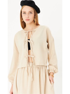 Armonika Kadın Bej Sıfır Yaka Bağcık Detaylı Kolları Lastikli Bluz ARM-25K001011