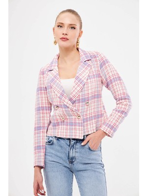 Armonika Kadın Açık Pembe Kruvaze Yaka Tüvit Crop Ceket ARM-24K001014