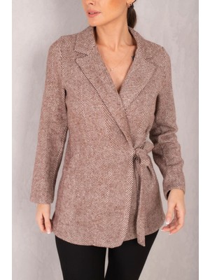 Armonika Kadın Kahve Yandan Bağlamalı Balık Sırtı Desenli Kaşe Ceket ARM-24K001009