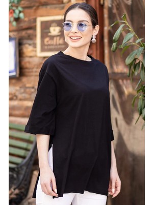 Armonika Kadın Siyah Yuvarlak Yaka Geniş Kollu Yanı Yırtmaçlı T-Shirt ARM-19Y012003
