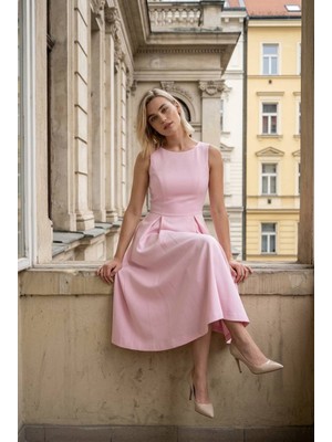 Trend Esinty Kadın Kolsuz Bisiklet Yaka Krep Dokulu Hürrem Kumaş Bele Oturan Midi Elbise