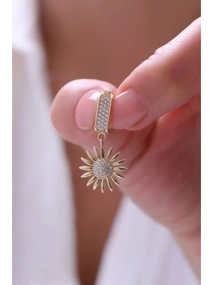 Yavuz Kuyumculuk 14 Ayar Altın Taşlı Çiçek Kolye Ucu