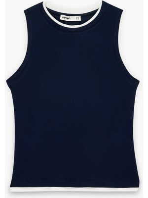 Koton Renk Kontrastlı Katmanlı Slim Fit Bisiklet Yaka Kolsuz Fitilli Bluz