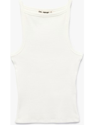Koton Slim Fit Pamuklu Kolsuz Kayık Yaka Bluz