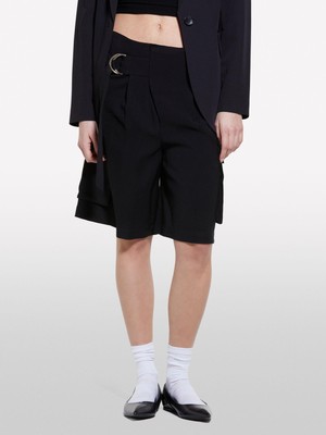 Sisley Viskoz Karışımlı Kemerli Comfort Fit Bermuda Şort Kadın Siyah Şort - 325P4G48L901I