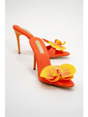 Ayakkabı Prensi Kadın Terlik Turuncu Saten 10 cm İnce Topuklu Suni Deri Günlük Kullanım İçin