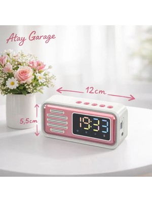 Atay Garage Retro Pembe Bluetooth Hoparlör Fm Radyo LED Dijital Masa Üstü Saat Modern Dekoratif Saat Ofiste Kampta Açık Alanda Oturma Odası Yemek Odası Çocuk Odası Kullanıma Uygundur.