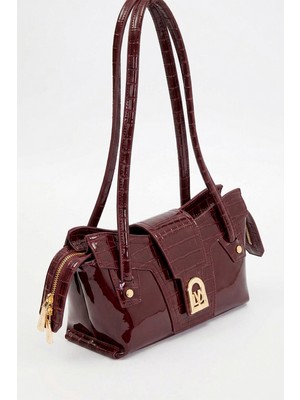 Lale Butik Levidor Rugan Uzun Saplı Tümsah Deri Detay Çanta 930524 Bordo
