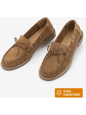 Marjin Kadın Hakiki Deri Dikiş Detaylı Fiyonklu Vardola Loafer Günlük Ayakkabı Savron Camel Süet