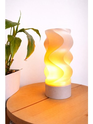 Wooden Touch Riva Dekoratif Masa Lambası Meşe Taban