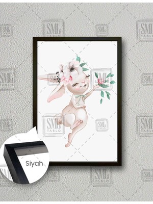 SML Tablo Elinde Gül Tutan Mutlu Tavşan Çizgi Film Karakteri Çocuk Odası Dekor Dikey Çerçeveli Kanvas Tablo