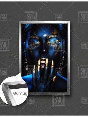 SML Tablo Altın Rujlu Boyalı Gözü Kapalı Kadın Model Gold Makyaj Dikey Çerçeveli Kanvas Tablo