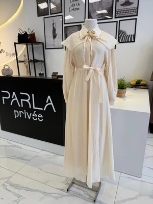Parla Prive Parla Yakası Şal Detaylı Elbise