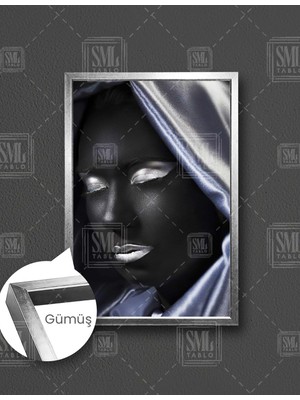 SML Tablo Afrikalı Kadın Eşarp Gümüş Ruj African Woman Dikey Çerçeveli Kanvas Tablo