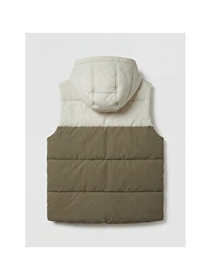 LC Waikiki Bej Erkek Çocuk Kapüşonlu Yelek