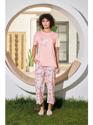 Lodos Store Aydoğan Kadın Kısa Kollu Kapri Bermuda Yazlık Viskon Pijama Takımı