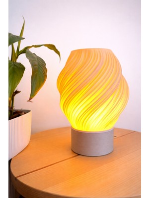 Wooden Touch Amber Dekoratif Masa Lambası Meşe Taban